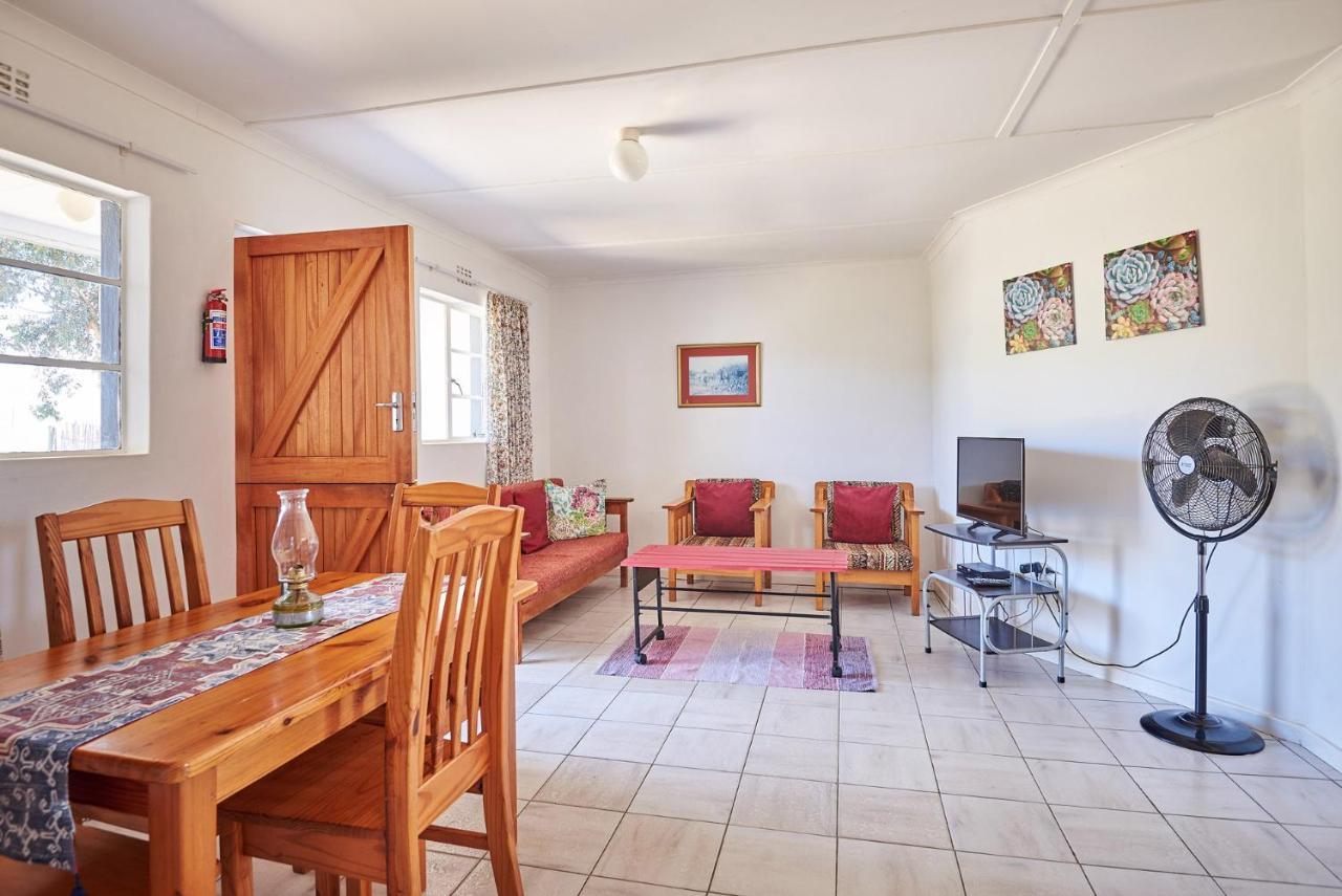 Citrus Creek Chalets Citrusdal Exteriör bild